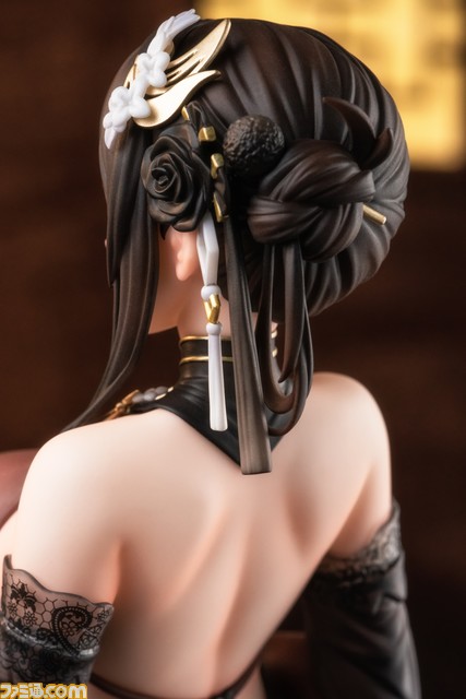 『アズールレーン』鎮海が黒チャイナドレス衣装でフィギュア化。限定特典としてアクリルフィギュアやA2クリアポスターが付属