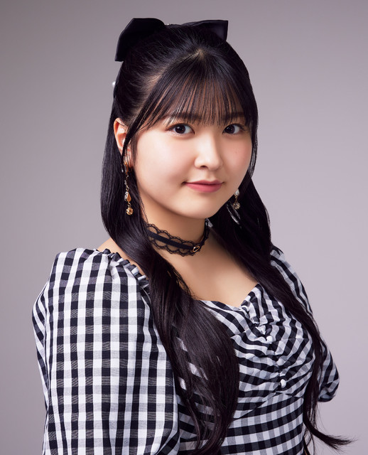 岡村美波アー写