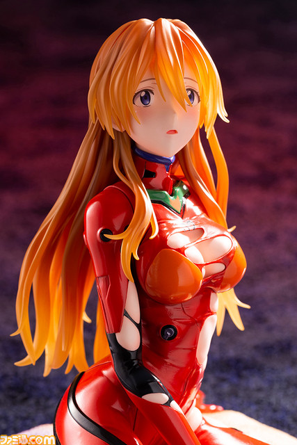 『エヴァ』渚で目を覚ましたアスカがフィギュア化。力の抜けた絶妙な表情や破れたプラグスーツを忠実に再現