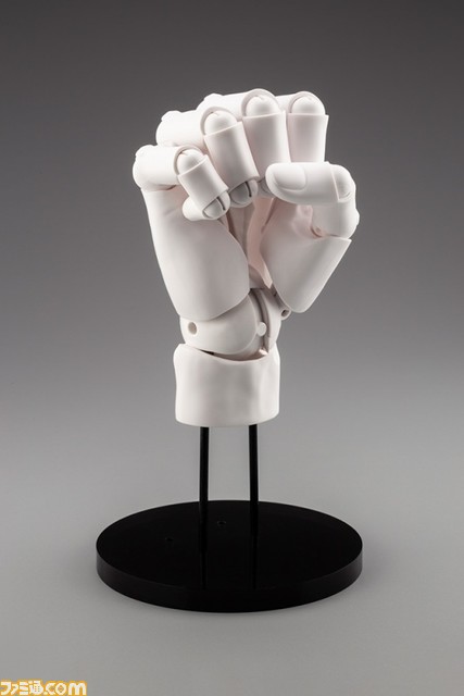 『遊戯王』シリーズの“美手”などを手掛けたアニメーター・加々美高浩が監修するハンドモデルが発売決定。人体が動かない方向にはロックがかかる構造でリアルな可動域が再現