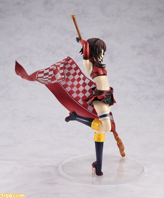 『このすば』めぐみんがレースクイーン衣装でフィギュア化。紅魔族の紋章をプリントしたチェッカーフラッグを振って元気いっぱいに応援