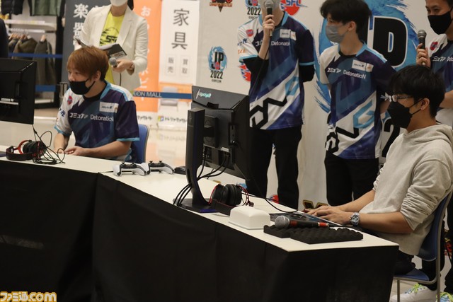 『スト5』SFLファン交流キャラバン in 愛知リポート。板橋ザンギエフ選手率いるコミュファ DetonatioNが集結。個別レクチャーや真剣勝負など、ファンとの交流の模様をお届け