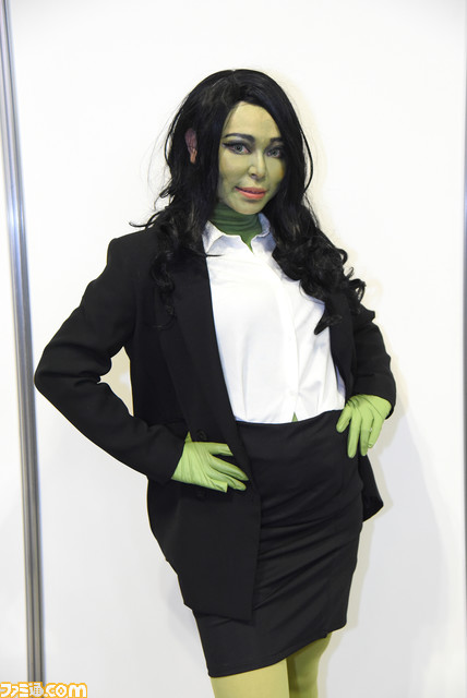 『チェンソーマン』『うる星やつら』からアメコミキャラまで! “東京コミコン2022”を沸かせたコスプレイヤーたち【コスプレ写真32連発】