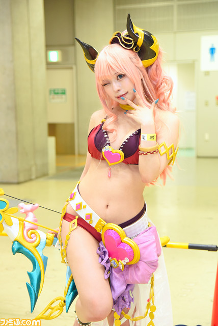 “コミケ101”がいよいよ開幕! 会場を彩る美麗レイヤーたちとコスプレの“トレンド”を大予想【コスプレ写真30連発】