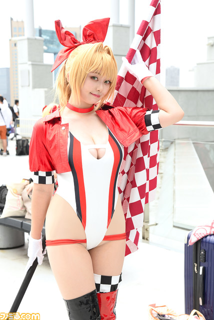 “コミケ101”がいよいよ開幕! 会場を彩る美麗レイヤーたちとコスプレの“トレンド”を大予想【コスプレ写真30連発】