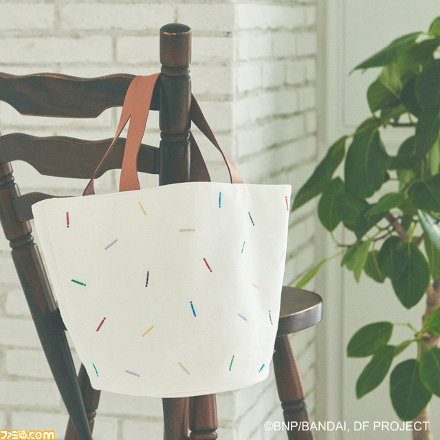 『ドリフェス！』衣装やメンバーカラーをイメージしたグッズが本日（12/27）より予約開始。ルームウェアや財布、キーリングなどがラインアップ