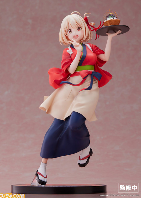 アニメ『リコリス・リコイル』錦木千束が喫茶リコリコの制服姿で立体化。スペシャルエレガントパフェも忠実に再現。オンラインショップで予約受付スタート