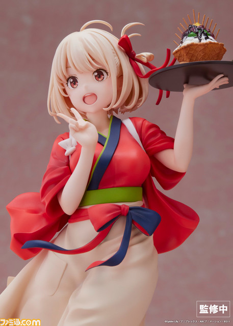 アニメ『リコリス・リコイル』錦木千束が喫茶リコリコの制服姿で立体化。スペシャルエレガントパフェも忠実に再現。オンラインショップで予約受付スタート