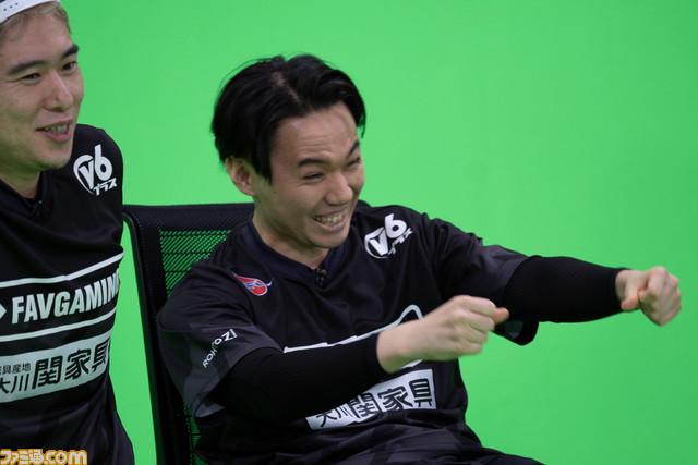 『スト5』SFLを終えたv6プラス FAV gamingにインタビュー。ときど「SFLは苦しい期間だった。結果を残せず申し訳ない気持ちが強い」