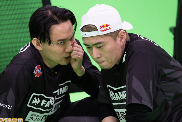 『スト5』SFLを終えたv6プラス FAV gamingにインタビュー。ときど「SFLは苦しい期間だった。結果を残せず申し訳ない気持ちが強い」