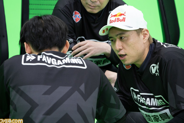 『スト5』SFLを終えたv6プラス FAV gamingにインタビュー。ときど「SFLは苦しい期間だった。結果を残せず申し訳ない気持ちが強い」