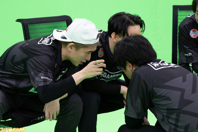 『スト5』SFLを終えたv6プラス FAV gamingにインタビュー。ときど「SFLは苦しい期間だった。結果を残せず申し訳ない気持ちが強い」