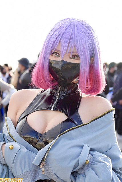 美麗コスプレ40連発! 『ヴァンパイア』モリガンから『2.5次元の誘惑』マジョ娘ヒロインまで、“コミケ101”を彩ったコスプレイヤー総まとめ