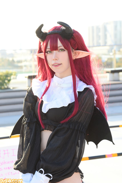 美麗コスプレ40連発! 『ヴァンパイア』モリガンから『2.5次元の誘惑』マジョ娘ヒロインまで、“コミケ101”を彩ったコスプレイヤー総まとめ