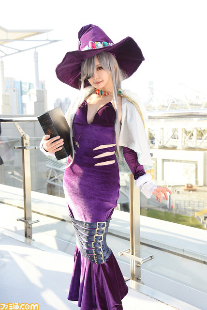 美麗コスプレ40連発! 『ヴァンパイア』モリガンから『2.5次元の誘惑』マジョ娘ヒロインまで、“コミケ101”を彩ったコスプレイヤー総まとめ