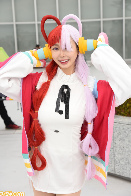 美麗コスプレ40連発! 『ヴァンパイア』モリガンから『2.5次元の誘惑』マジョ娘ヒロインまで、“コミケ101”を彩ったコスプレイヤー総まとめ