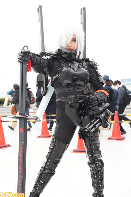 美麗コスプレ40連発! 『ヴァンパイア』モリガンから『2.5次元の誘惑』マジョ娘ヒロインまで、“コミケ101”を彩ったコスプレイヤー総まとめ