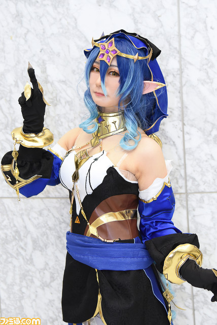 美麗コスプレ40連発! 『ヴァンパイア』モリガンから『2.5次元の誘惑』マジョ娘ヒロインまで、“コミケ101”を彩ったコスプレイヤー総まとめ