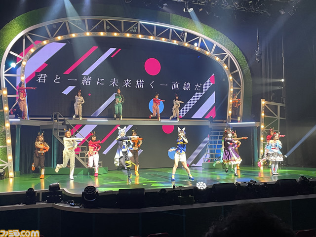 舞台『ウマ娘』公開ゲネプロリポート。タップダンスが取り入れられた鮮烈なレースシーンに圧倒的なライブも! 己の脚をも顧みない激走の果てにウマ娘たちが辿り着く結末とは──