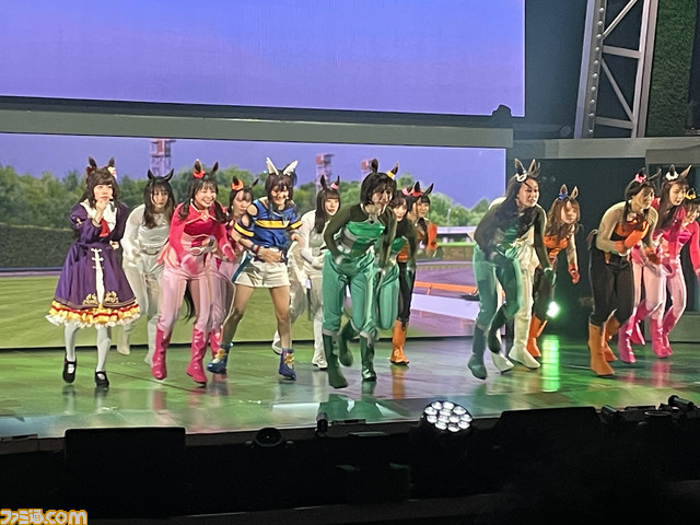 舞台『ウマ娘』公開ゲネプロリポート。タップダンスが取り入れられた鮮烈なレースシーンに圧倒的なライブも! 己の脚をも顧みない激走の果てにウマ娘たちが辿り着く結末とは──