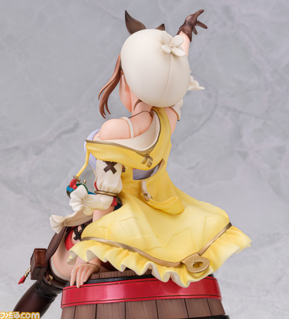 ライザのアトリエ ~常闇の女王と秘密の隠れ家~ ライザ 「アトリエ」シリーズ25周年記念ver. 1/7スケールフィギュア