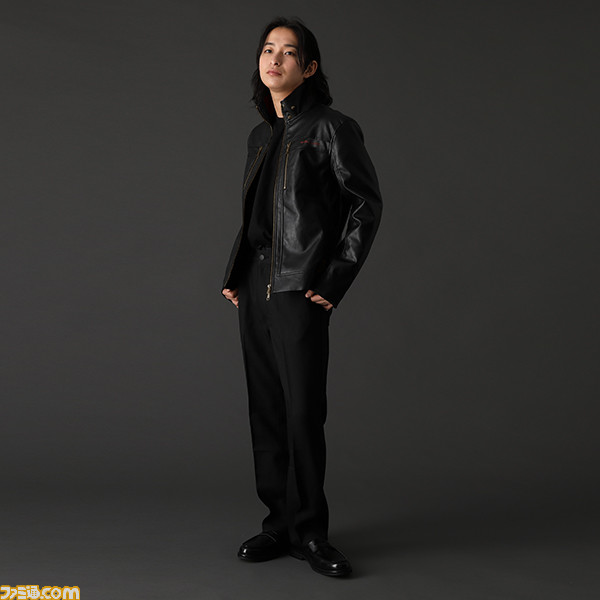 『ギルティギア ストライヴ』ソルの衣装の刺繍を施したジャケットや時計が新登場。スーパーグルーピーズで本日(2月14日)予約開始