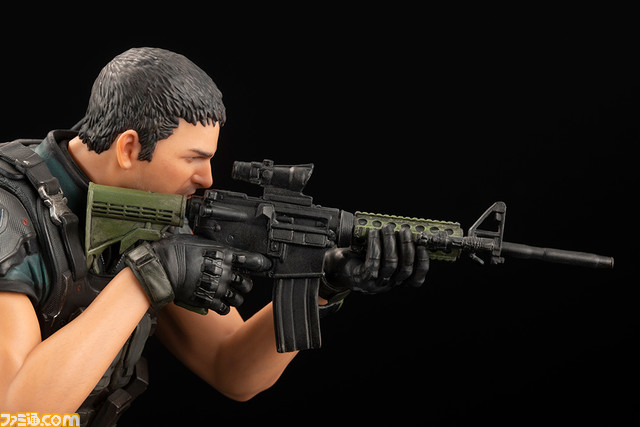 『バイオハザード:ヴェンデッタ』よりクリス・レッドフィールドのPVCスタチューが再登場!重装備を身にまとい、“M4A1カービン”のスコープを覗く射撃姿勢を立体化