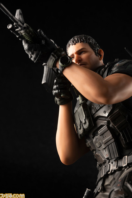 『バイオハザード:ヴェンデッタ』よりクリス・レッドフィールドのPVCスタチューが再登場!重装備を身にまとい、“M4A1カービン”のスコープを覗く射撃姿勢を立体化