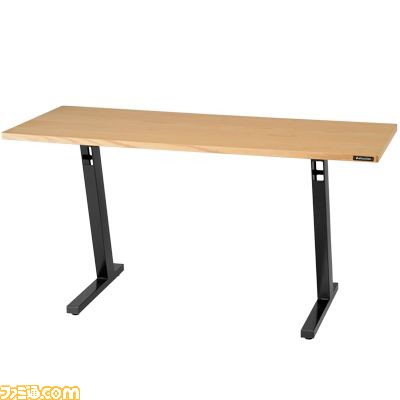 PCの配線問題を解決するゲーミングデスク“ケーブルマスター”がバウヒュッテより発売。脚部に配線を隠してスッキリとしたPC環境に!