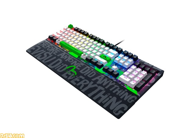 Razerロゴのトリプルヘッドスネークを施したジーンズがクール！ デニムブランド・EVISUとのコラボ6製品が2月25日発売
