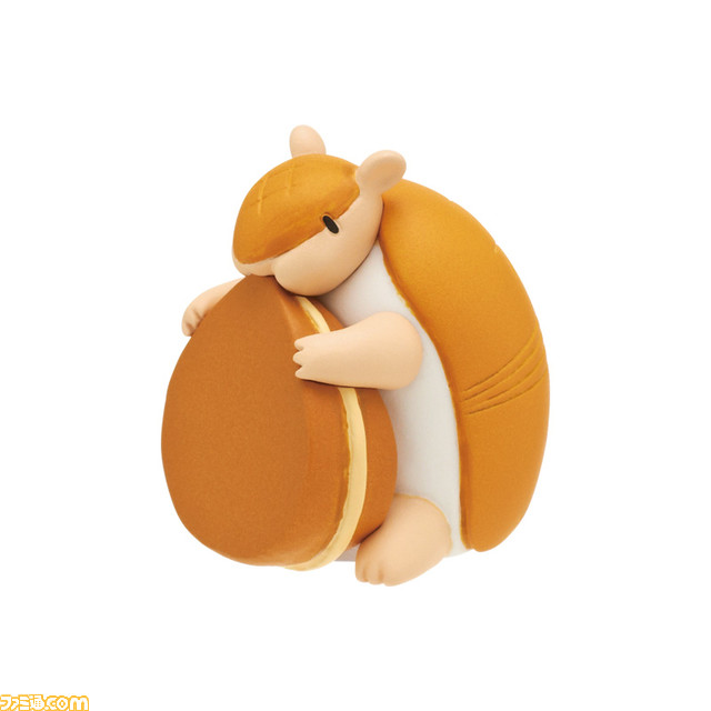 『吸血鬼すぐ死ぬ』ジョンがかわいいカプセルトイになって2月28日より発売。大好きな甘いものに囲まれた幸せそうな姿が魅力的！