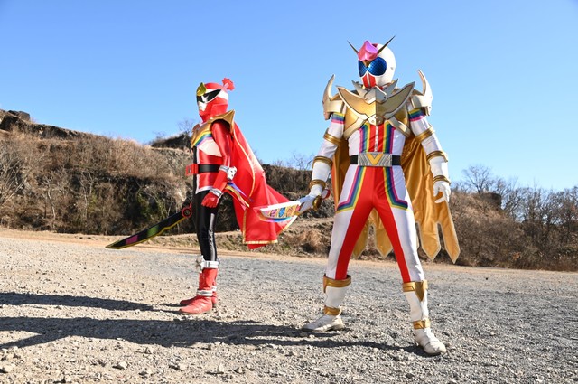 Vシネクスト『暴太郎戦隊ドンブラザーズVSゼンカイジャー』5月3日より期間限定上映が決定。ドンブラザーズ解散、柏餅王ゾックスの君臨など危機が押し寄せる…！