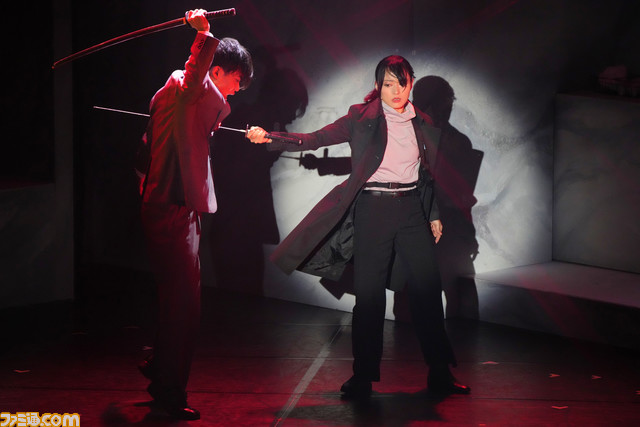 ヨコオタロウ氏原作・脚本『爆剣 〜東京転生死合・再戦〜』ゲネプロリポート。“再戦”という機会にしか味わえない舞台上の熱いシーンの数々を写真でお裾分け
