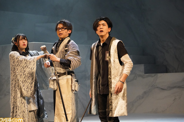 ヨコオタロウ氏原作・脚本『爆剣 〜東京転生死合・再戦〜』ゲネプロリポート。“再戦”という機会にしか味わえない舞台上の熱いシーンの数々を写真でお裾分け