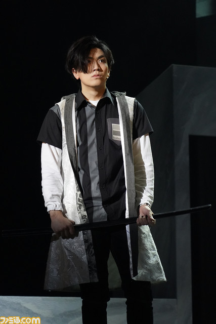 ヨコオタロウ氏原作・脚本『爆剣 〜東京転生死合・再戦〜』ゲネプロリポート。“再戦”という機会にしか味わえない舞台上の熱いシーンの数々を写真でお裾分け