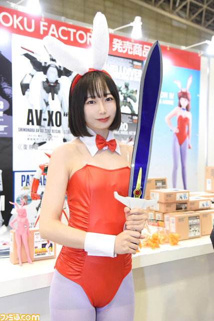 【厳選コスプレ30連発】『NIKKE』ラピから『ガンダム 水星の魔女』ミオリネ、さらには『シン・ウルトラマン』擬人化ゼットン、『チェンソーマン』田中脊髄剣まで! ワンフェスを彩った美麗コスプレイヤーたち