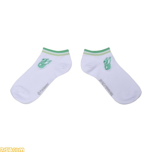 『ポケモン』ソックスの新しい柄がポケモンセンターオンラインに登場。ニャオハのマスコット付きソックスがかわいい！