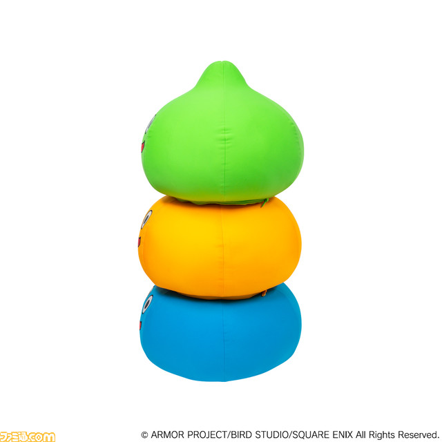 『ドラゴンクエスト』グッズ スライムたちのビーズクッション発売決定のお知らせ