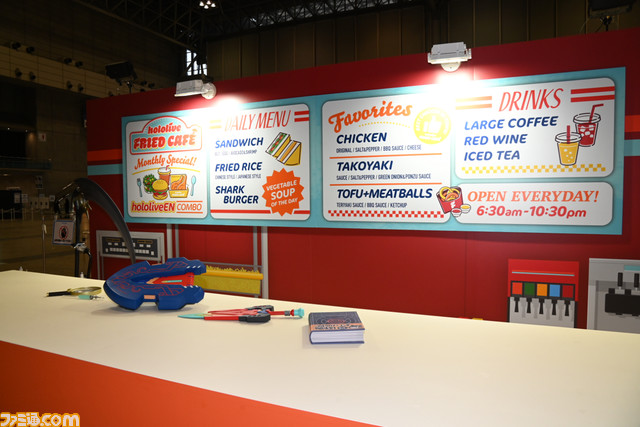 【ホロライブEXPO2023】これを見ればまるわかり！ ブースやパネル、展示物のリポートを100枚以上の写真とともにお届け