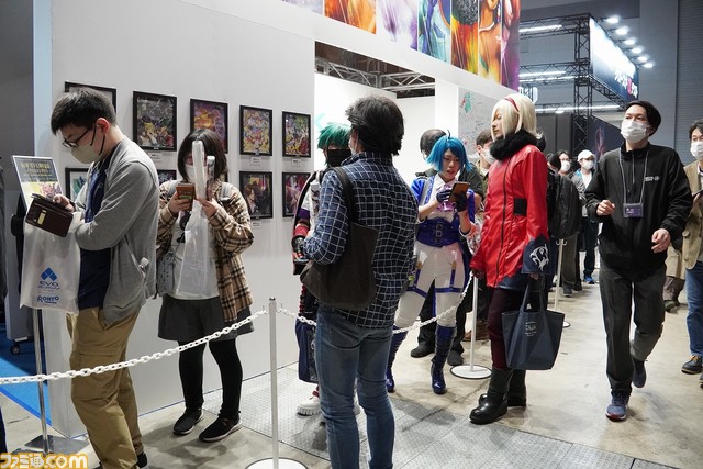 『KOF15』のメインイラストレーター・ナカタ トモヒロ氏のサイン会が開催！ 作品へのこだわりが聞けたインタビューも掲載