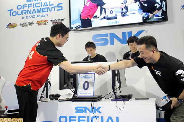 『KOF'98UMFE』公式大会リポート。海外トッププロゲーマーたちが決勝で激突！ 優勝したのは韓国のNL選手【EVO Japan 2023】