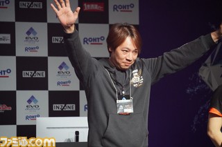 『KOF15』優勝はシャオハイ選手。"勝利の鍵は京とクロ―ネン"！激動の2日間を写真とともに振り返る