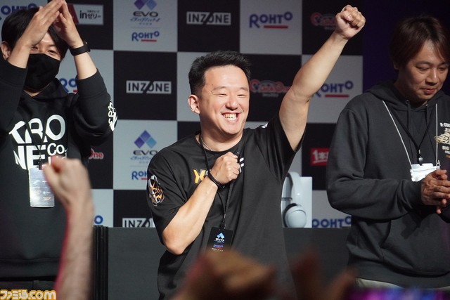『KOF15』優勝はシャオハイ選手。"勝利の鍵は京とクロ―ネン"！激動の2日間を写真とともに振り返る