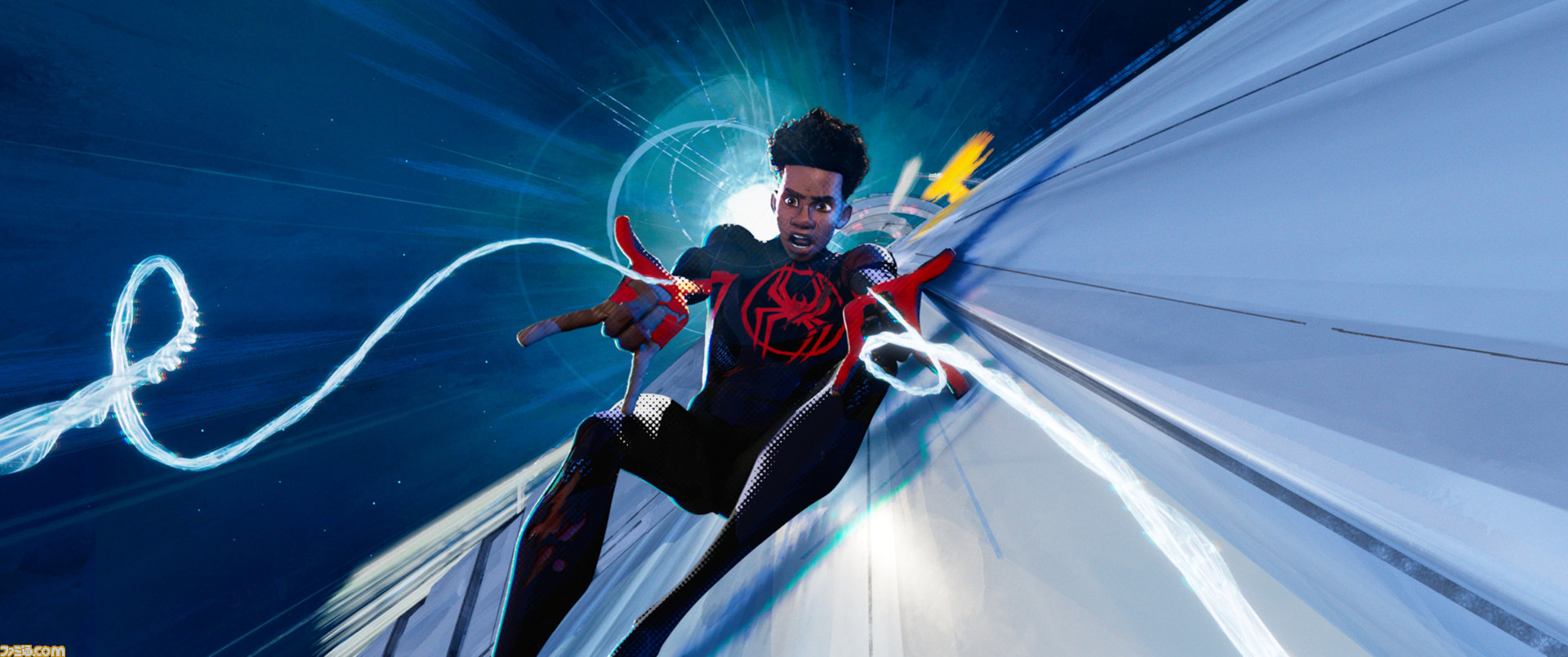 アクロス・ザ・スパイダーバース ｽﾊﾟｲﾀﾞｰﾏﾝ:ｱｸﾛｽ・ｻﾞ・ｽﾊﾟｲﾀﾞｰﾊﾞｰｽ｣ｵﾘｼﾞﾅﾙ・ｽｺｱ【通常盤】・ﾀﾞﾆｴﾙ