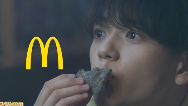 マックにコーヒーゼリーパフェ&プリンパイが4月26日より新発売! マック史上初となる“パフェ”。レトロな喫茶店の雰囲気を楽しめる。