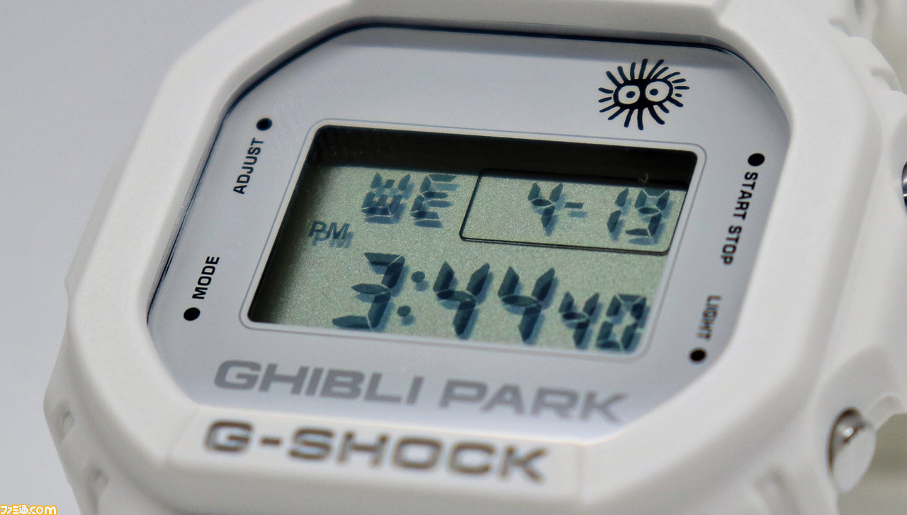 ジブリG-SHOCK発売か!? 盤面の隅に“まっくろくろすけ”が ジブリG-SHOCK発売か!? 盤面の隅に“まっくろくろすけ”が