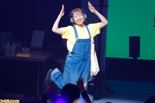 夏川椎菜さんが麻倉ももさんの『Fanfare!!』を全力オタ芸とともに披露! ミュージックレインのアーティストのカバーが披露された“令和5年度 417の日”夜公演をリポート