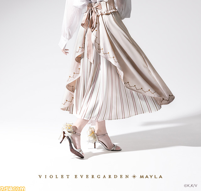 『ヴァイオレット・エヴァーガーデン』のスカートがリアルに発売。愛を届ける自動手記人形とのお揃いコーデに心ときめく【4月28日17時より受注開始】