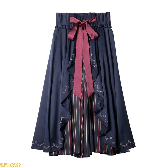 『ヴァイオレット・エヴァーガーデン』のスカートがリアルに発売。愛を届ける自動手記人形とのお揃いコーデに心ときめく【4月28日17時より受注開始】