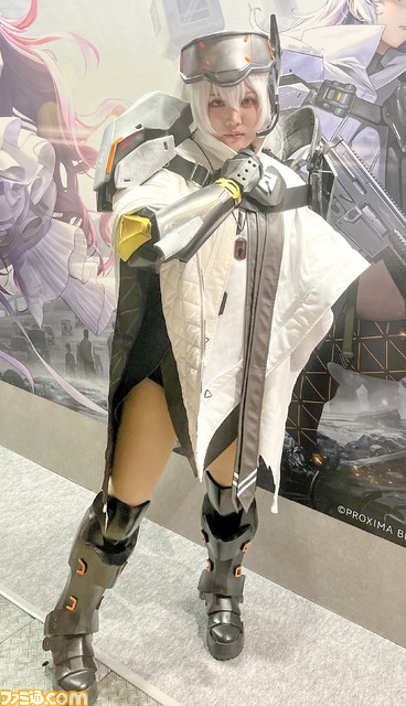 【NIKKE】“本物”のニケが排出されるリアルガチャ!? 伊織もえさんがガチャに登場するサプライズも。コスプレ写真も盛りだくさん【ニコニコ超会議2023】